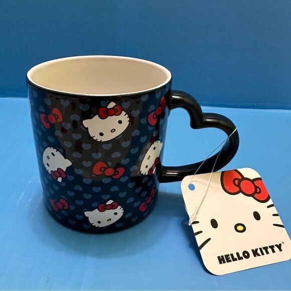 Hello kitty ceramic coffee Mug - Picture 1 of 7